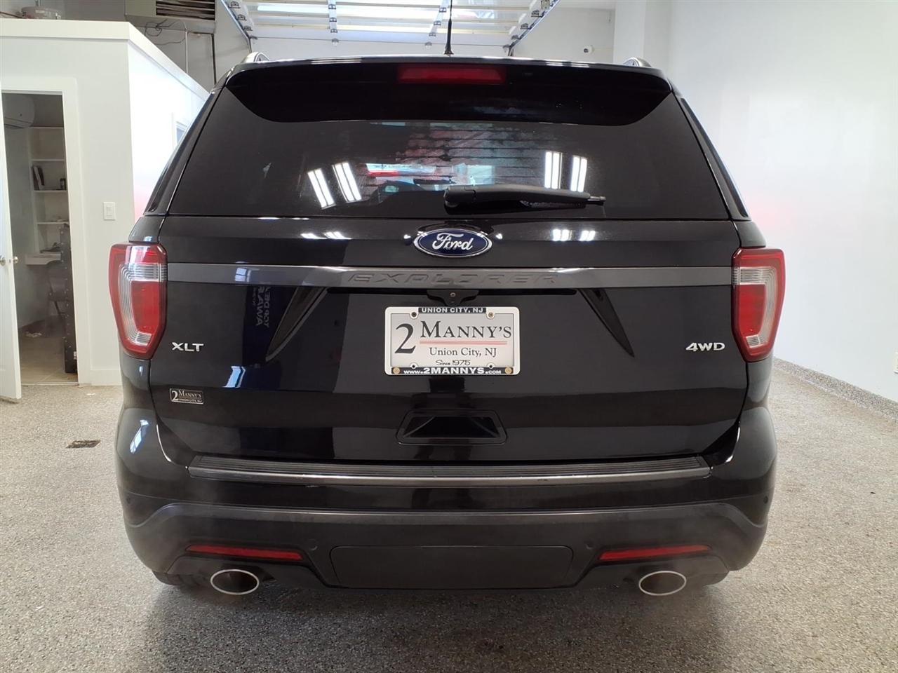 Ford Explorer XLT 4WD 2019