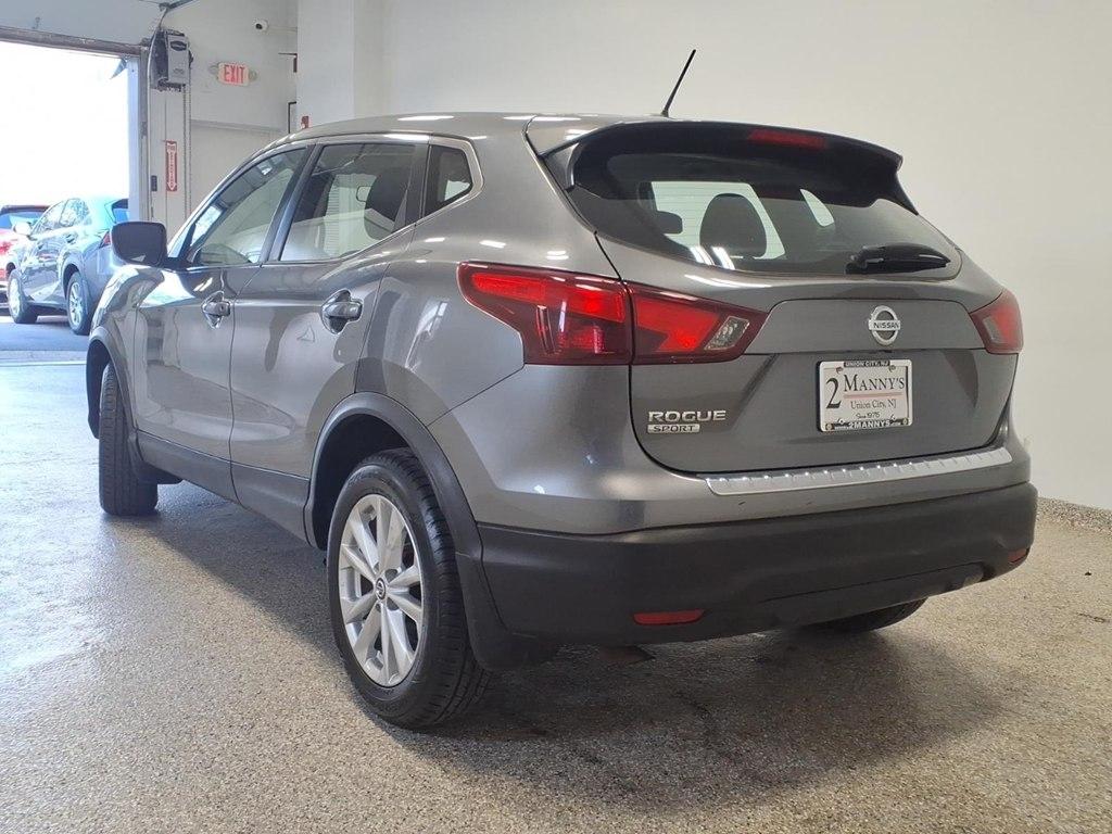 Nissan Rogue Sport FWD S 2019