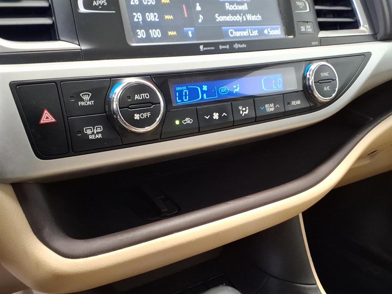 Toyota Highlander XLE AWD V6 2018