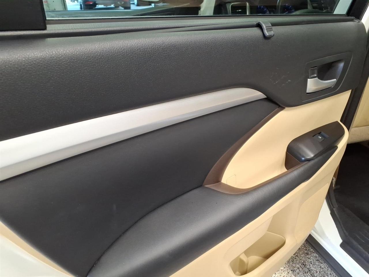 Toyota Highlander XLE AWD V6 2018