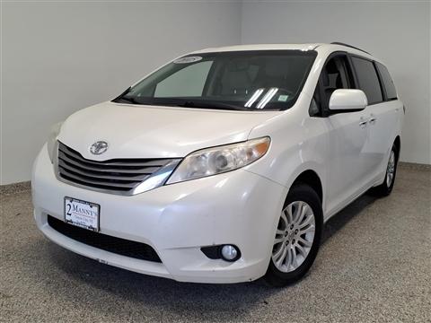 2015 Toyota Sienna 5dr 8-Pass Van XLE FWD (Natl)