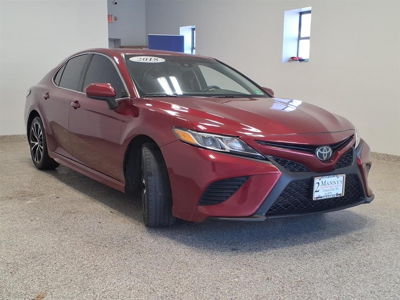 Toyota Camry SE 2018
