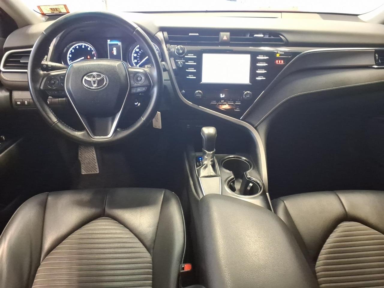 Toyota Camry SE 2018