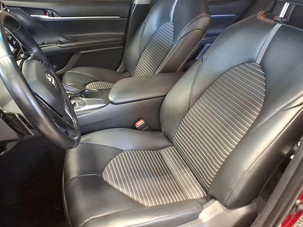 Toyota Camry SE 2018