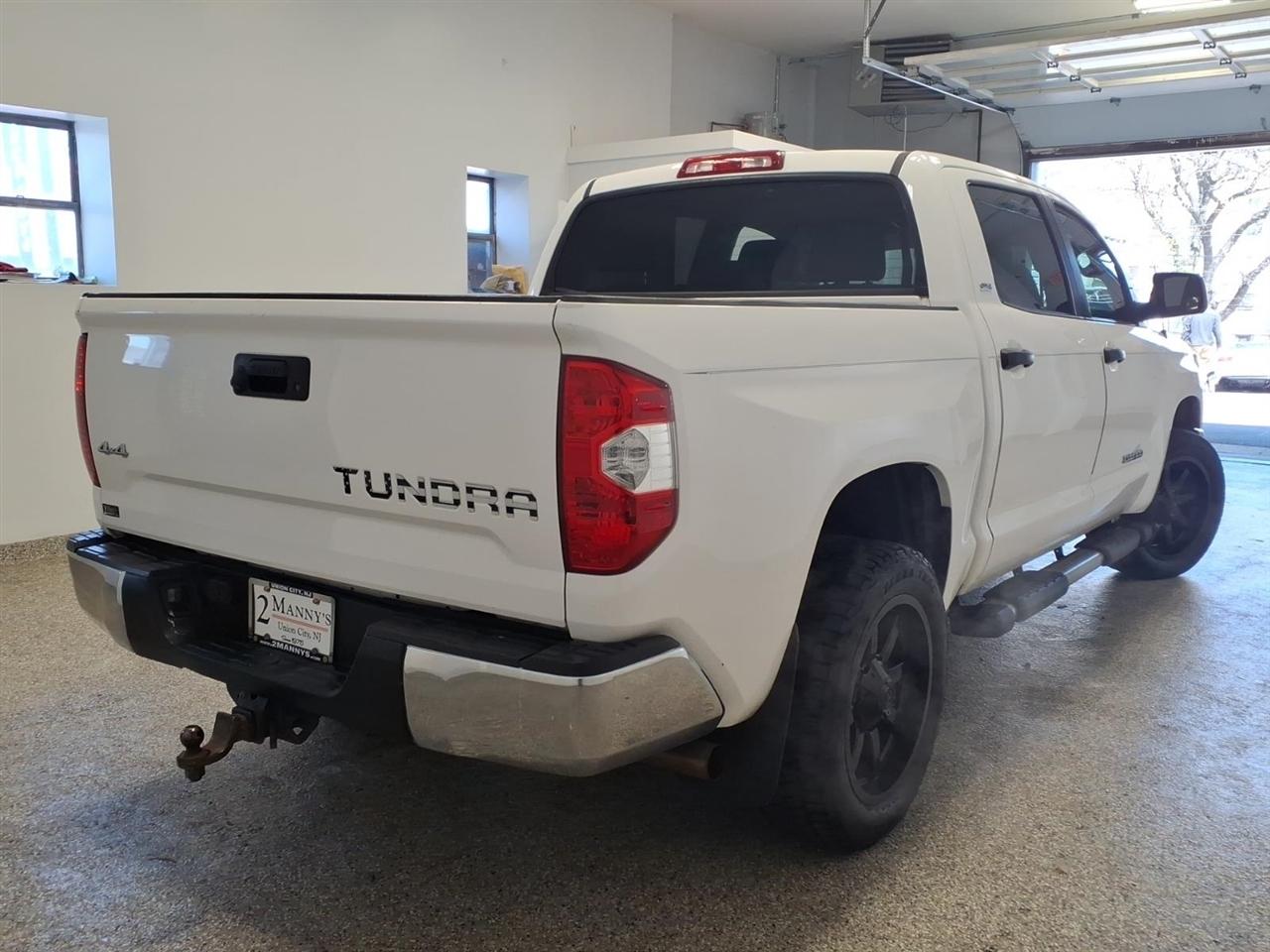 Toyota Tundra 4WD SR5 CrewMax 5.5' Bed 4.6L (Natl) 2018