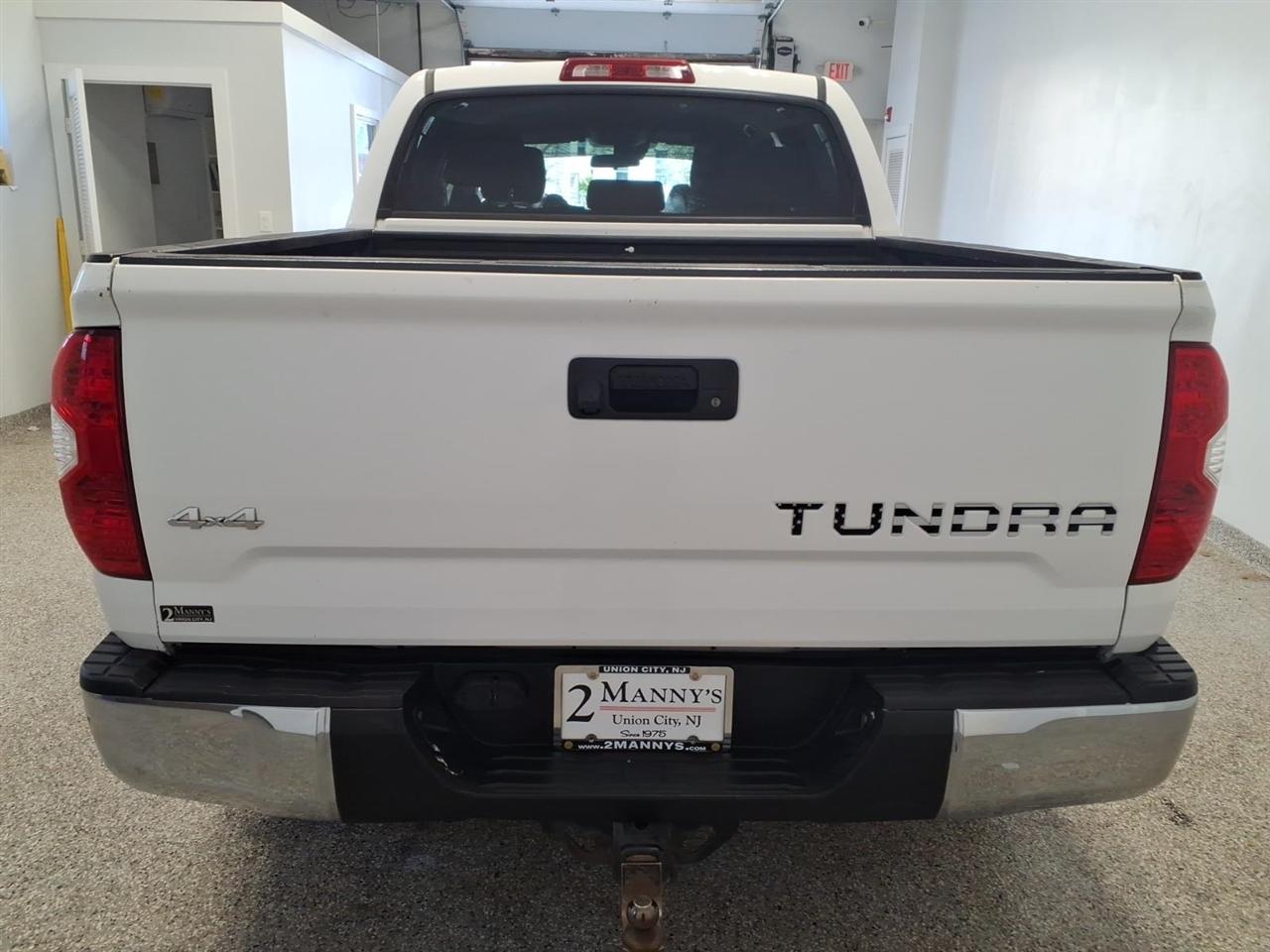 Toyota Tundra 4WD SR5 CrewMax 5.5' Bed 4.6L (Natl) 2018