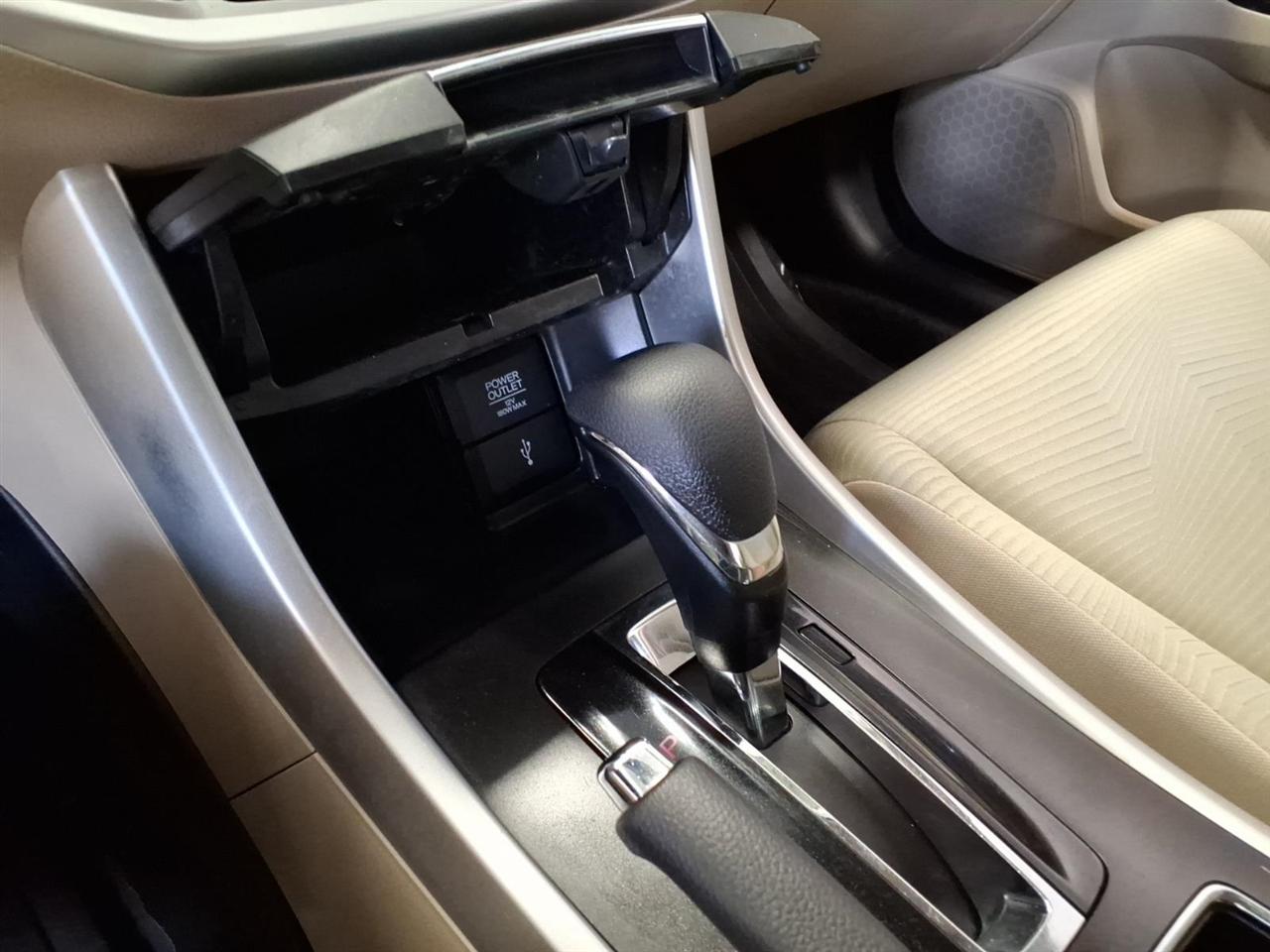 Honda Accord Sedan 4dr I4 CVT LX 2015