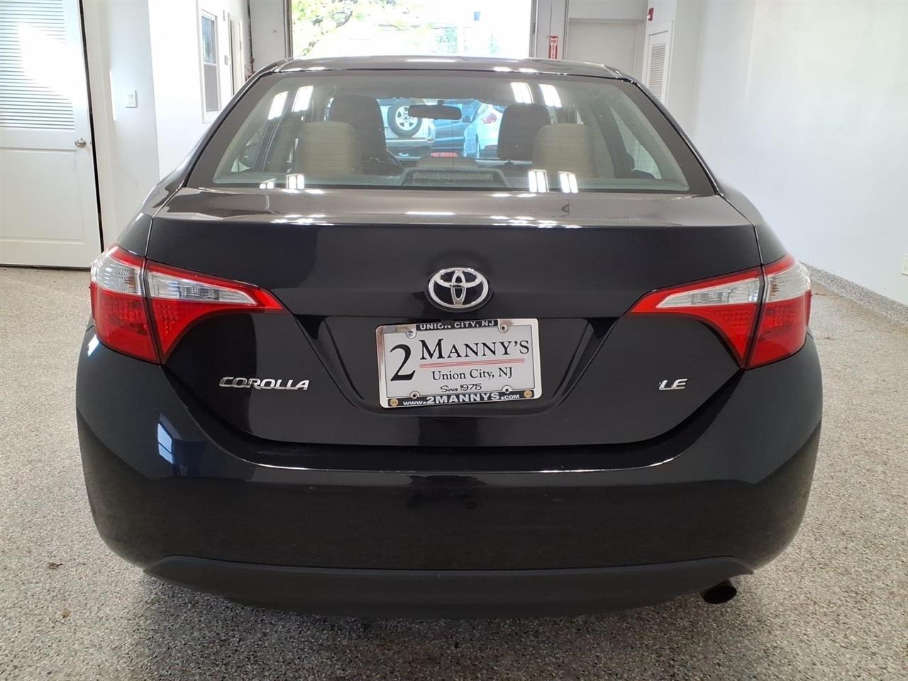 Toyota Corolla 4dr Sdn Auto LE (Natl) 2016