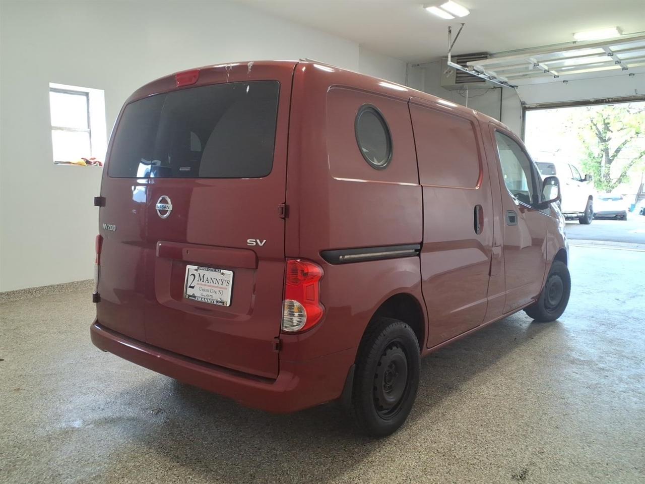 Nissan NV200 I4 SV 2015