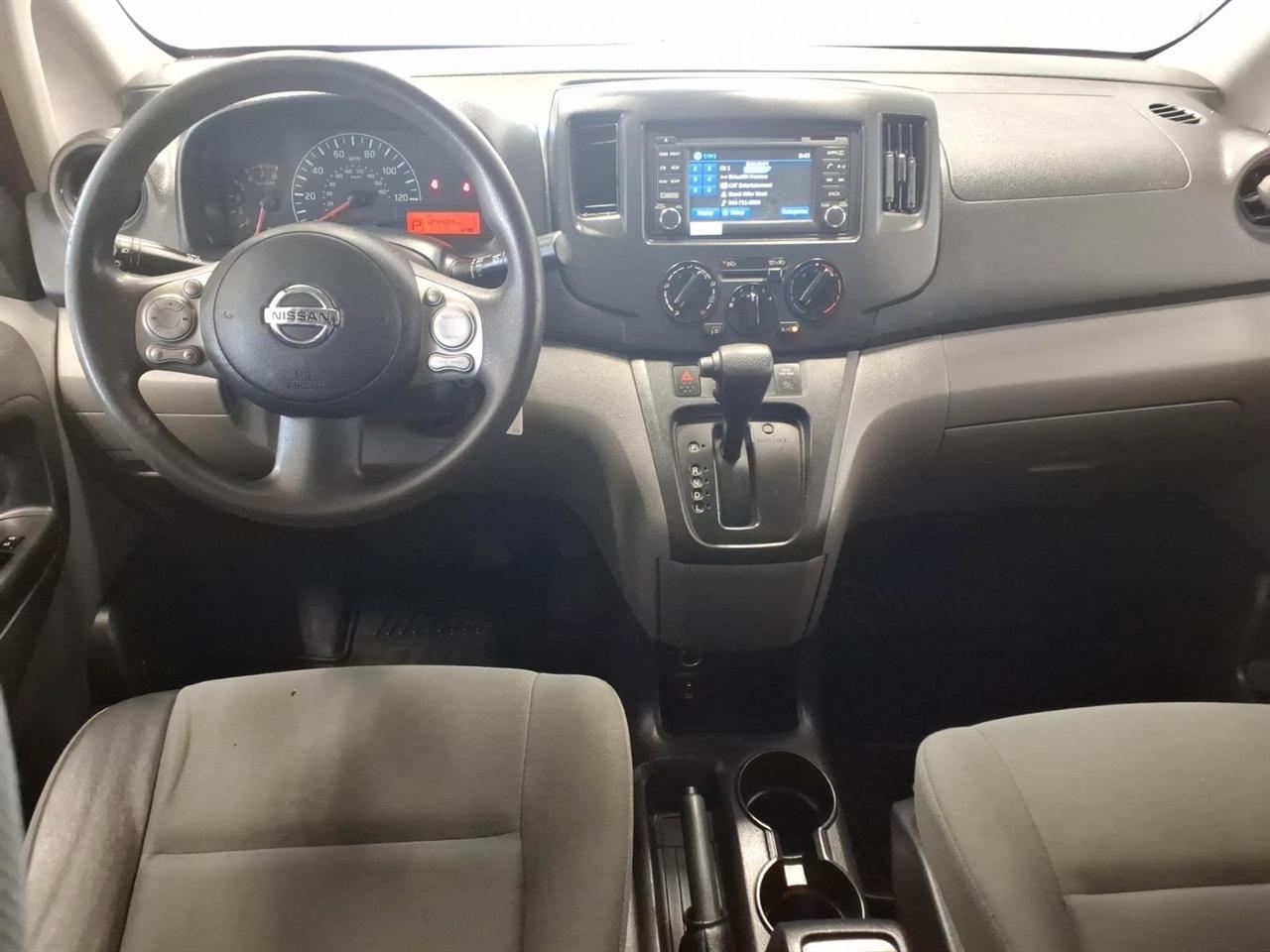 Nissan NV200 I4 SV 2015