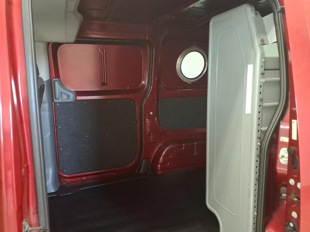 Nissan NV200 I4 SV 2015