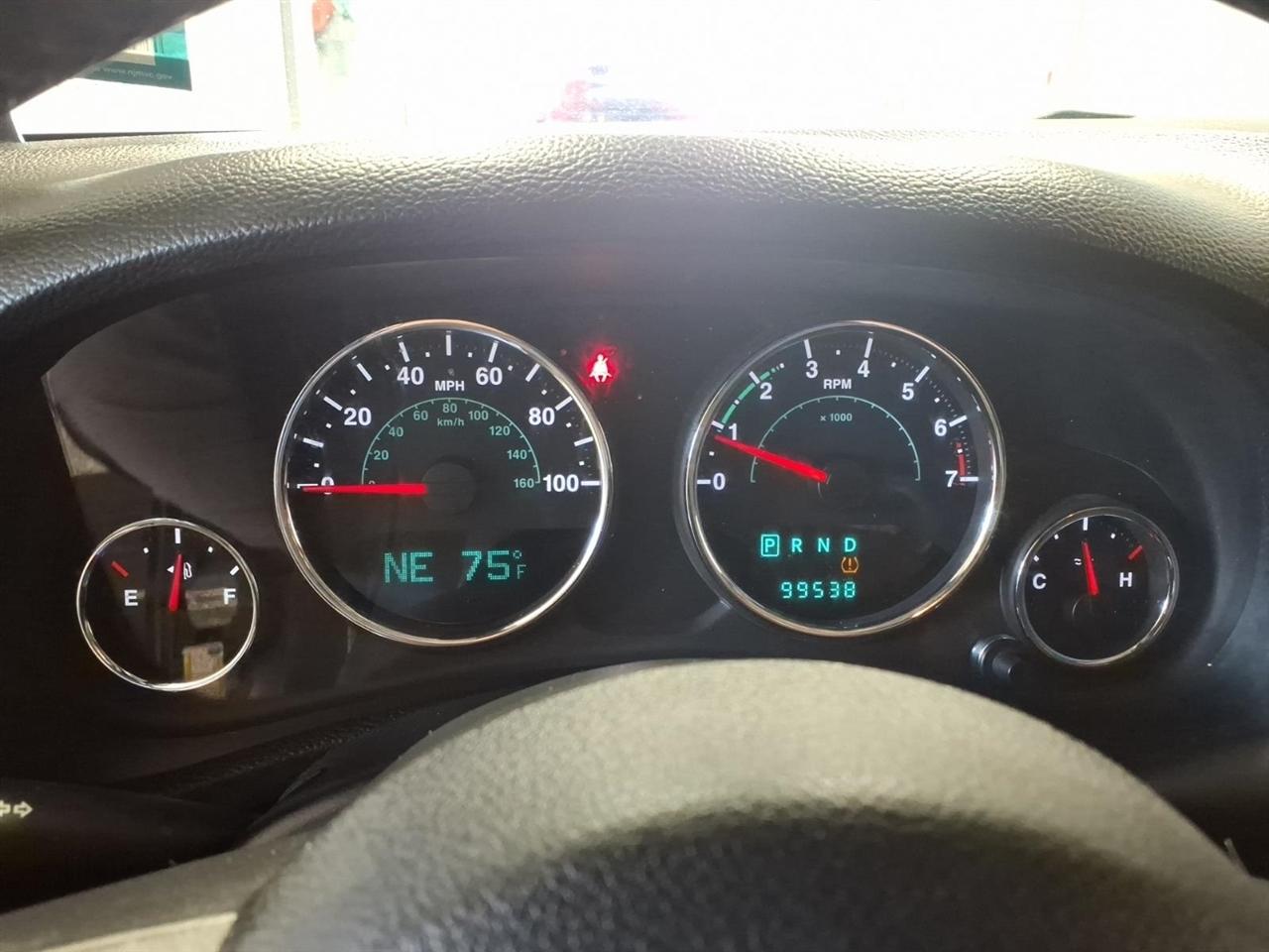 Jeep Wrangler Unlimited 4WD 4dr Sahara 2013