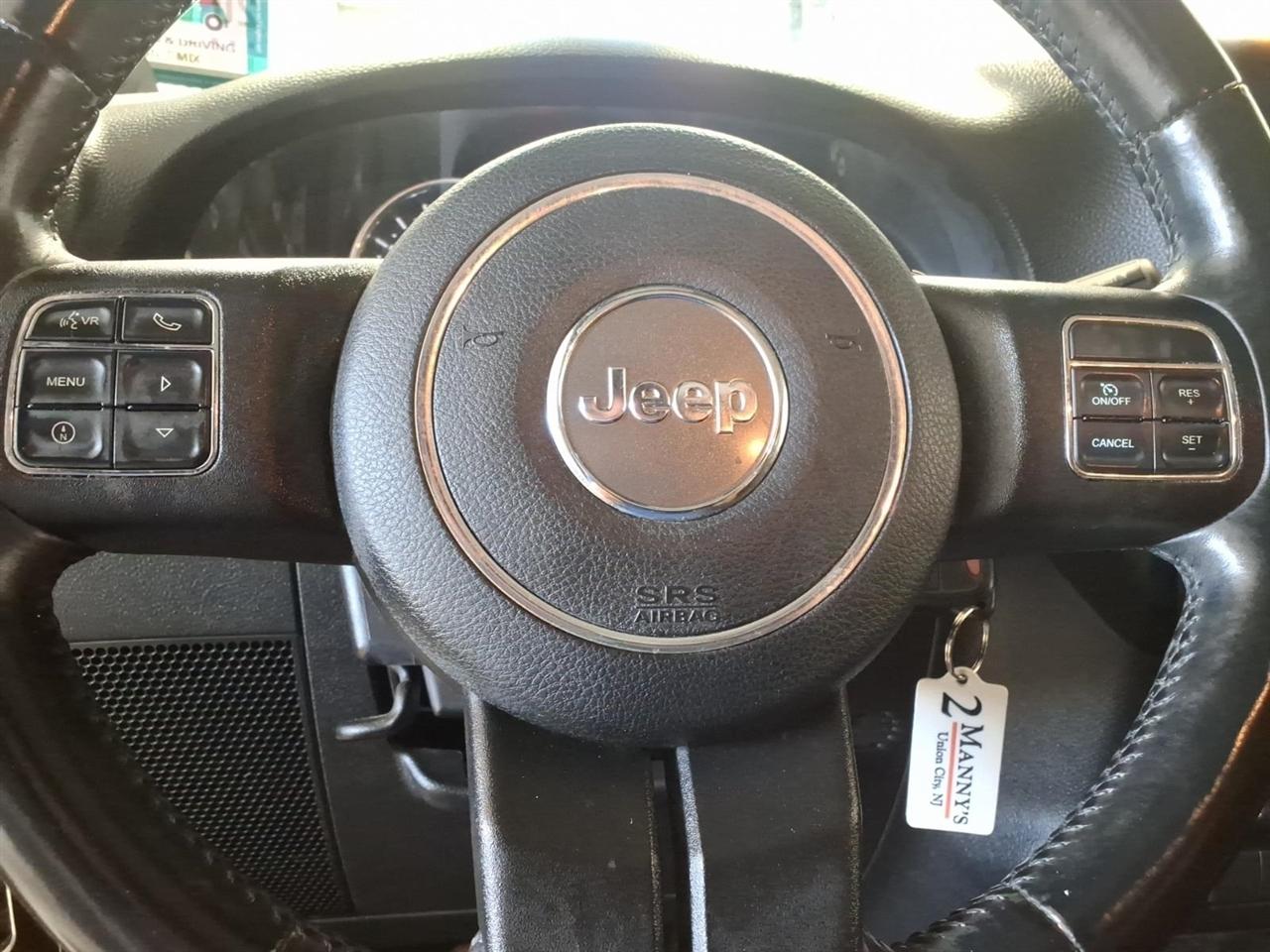 Jeep Wrangler Unlimited 4WD 4dr Sahara 2013