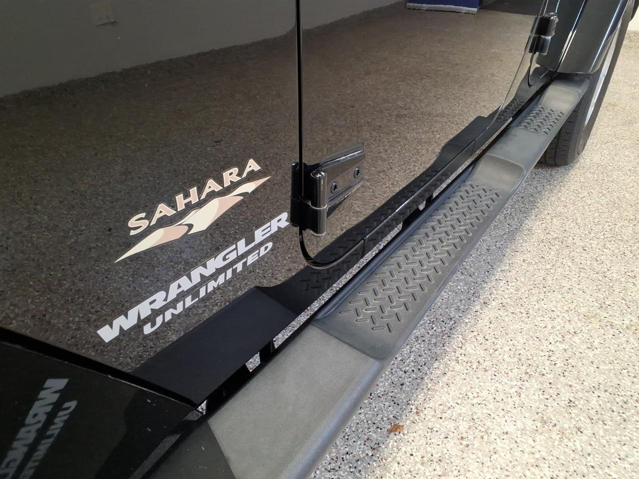 Jeep Wrangler Unlimited 4WD 4dr Sahara 2013