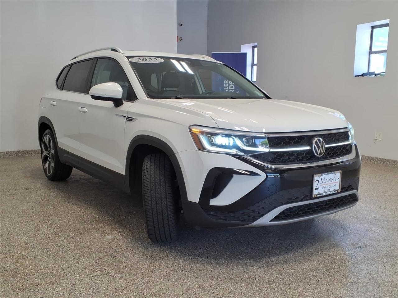 2022 Volkswagen Taos SEL - Photo 3