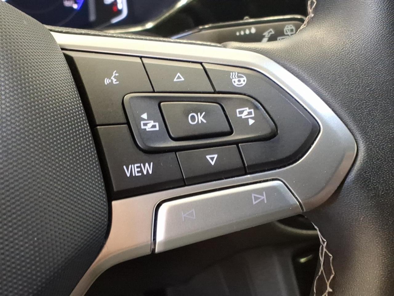 Volkswagen Taos SEL 4MOTION 2022