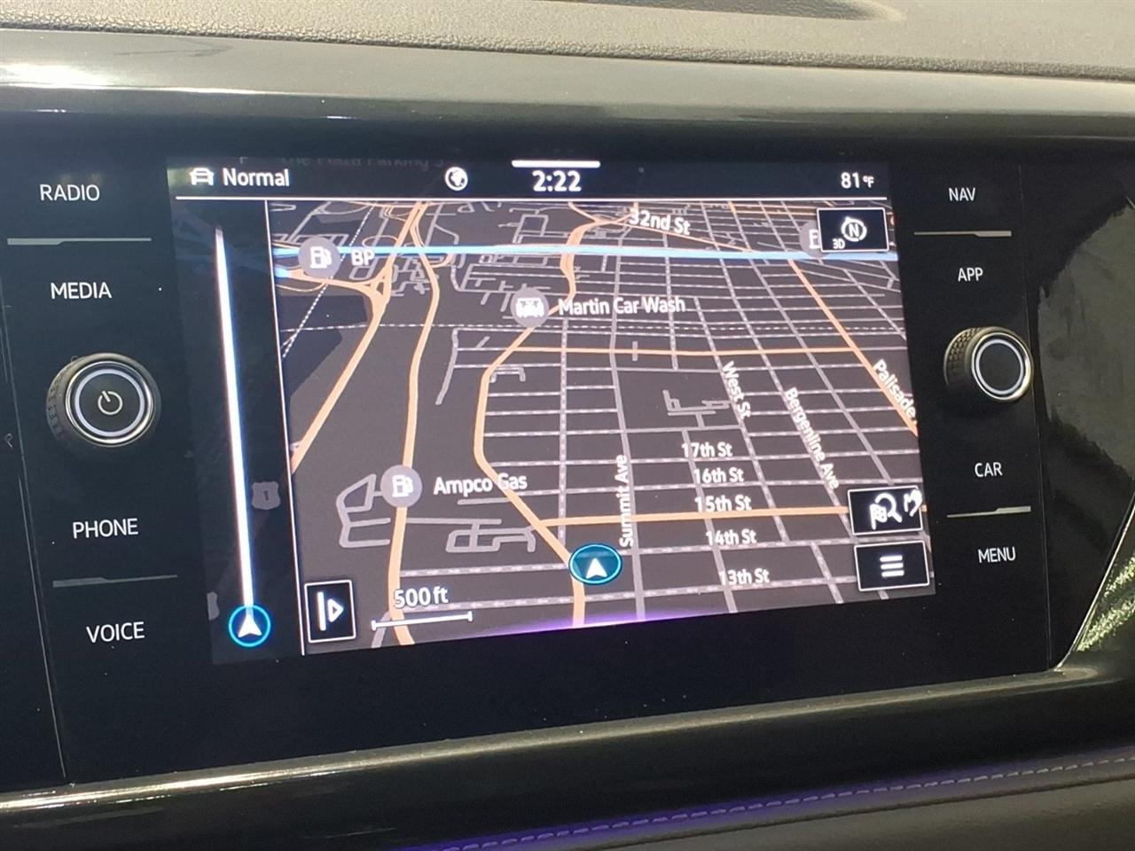 2022 Volkswagen Taos SEL - Photo 13