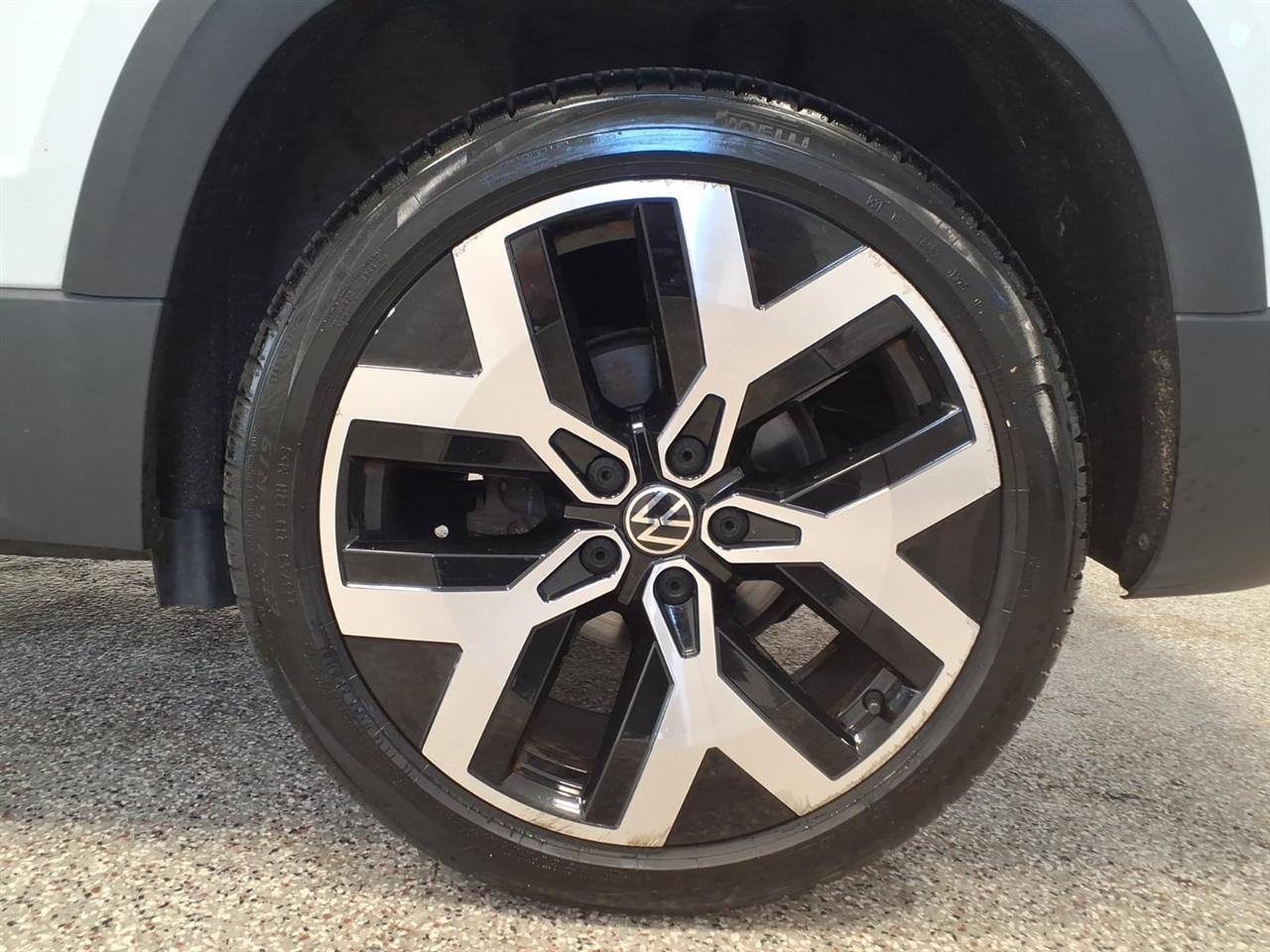 Volkswagen Taos SEL 4MOTION 2022