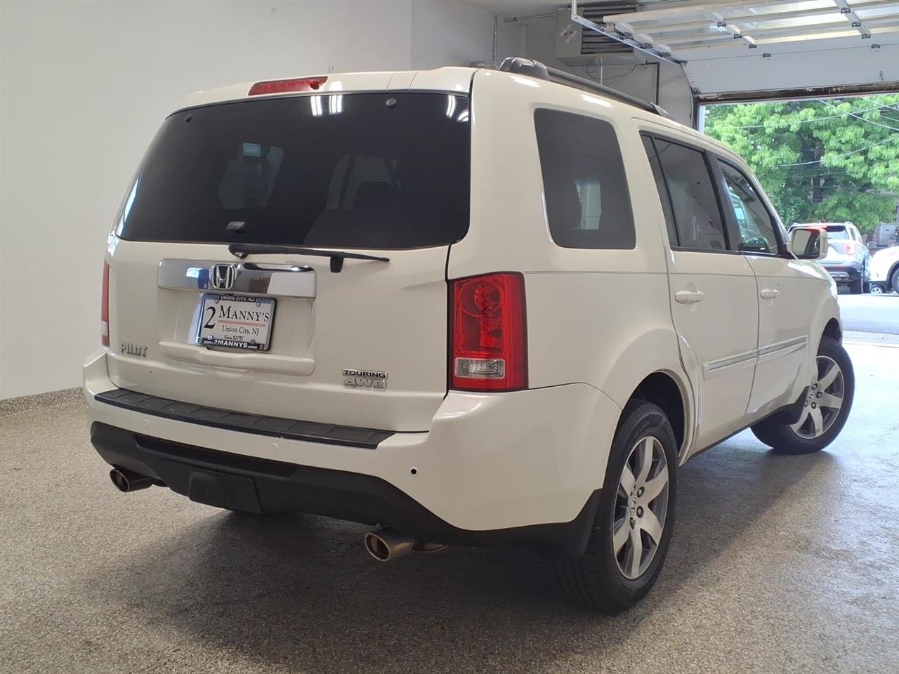 Honda Pilot 4WD 4dr Touring w/RES & Navi 2014