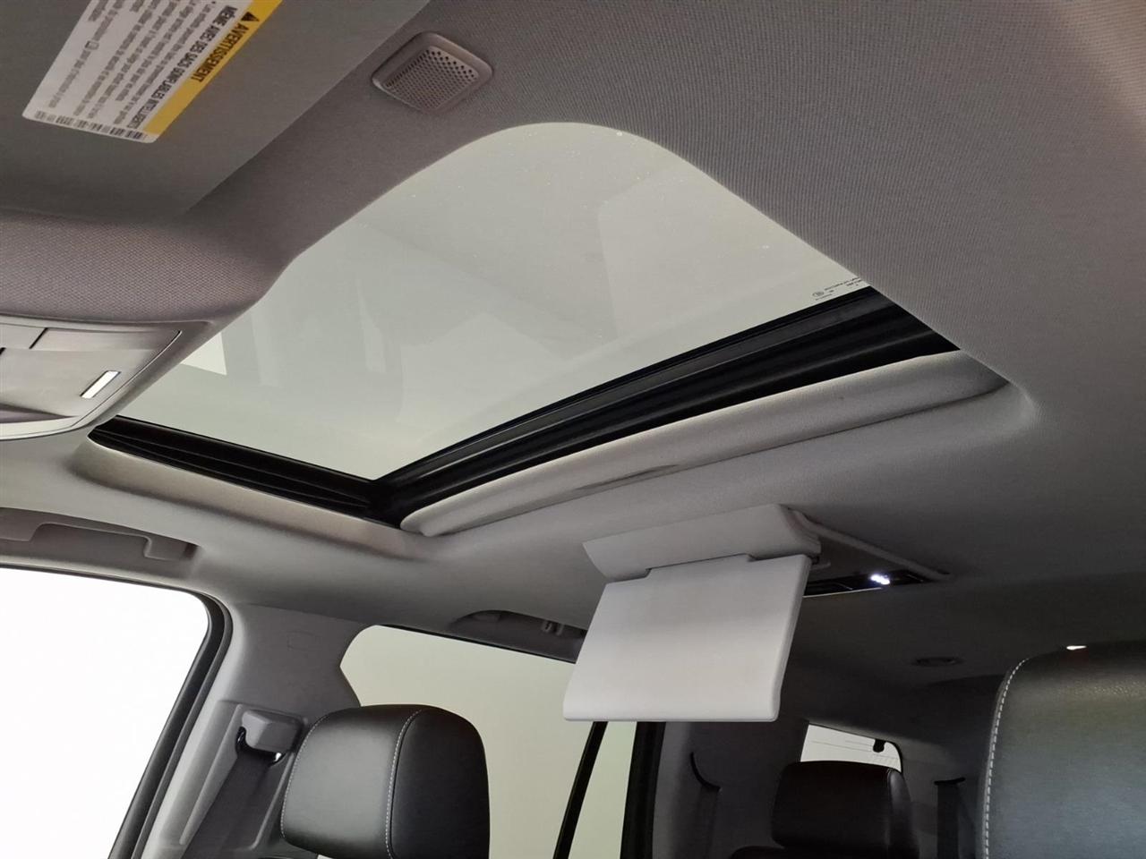 Chevrolet Tahoe 4WD 4dr LT 2016