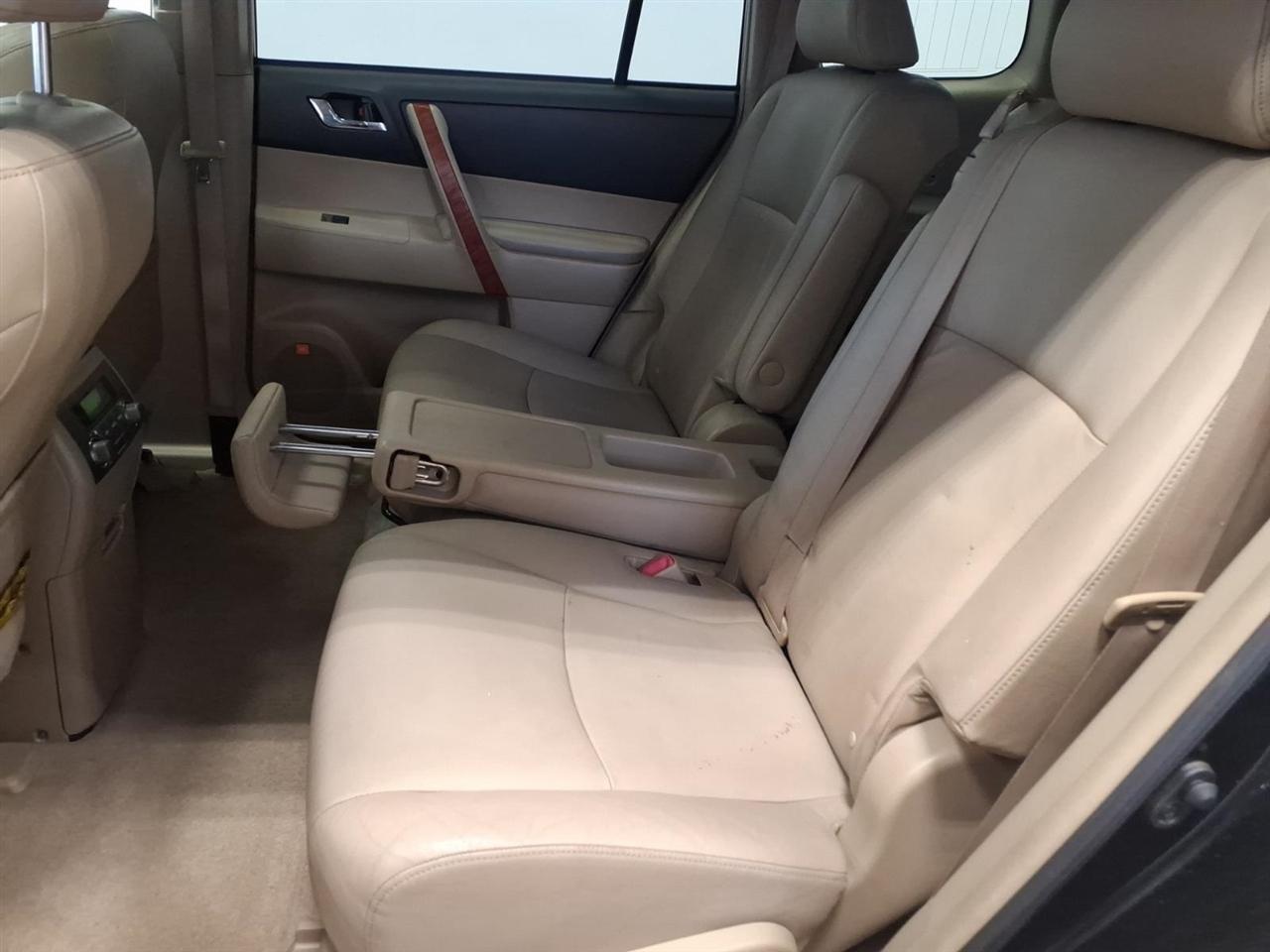 Toyota Highlander 4WD 4dr Limited (Natl) 2008