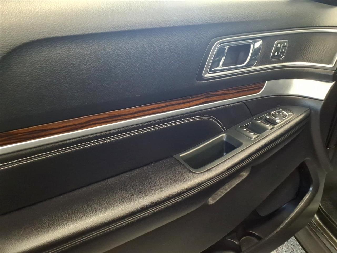 Ford Explorer Limited 4WD 2018