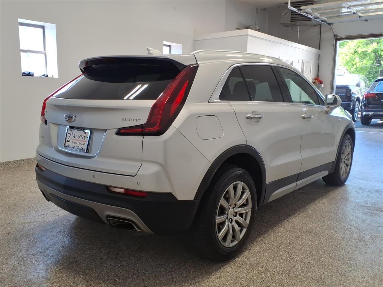 Cadillac XT4 AWD 4dr Premium Luxury 2020