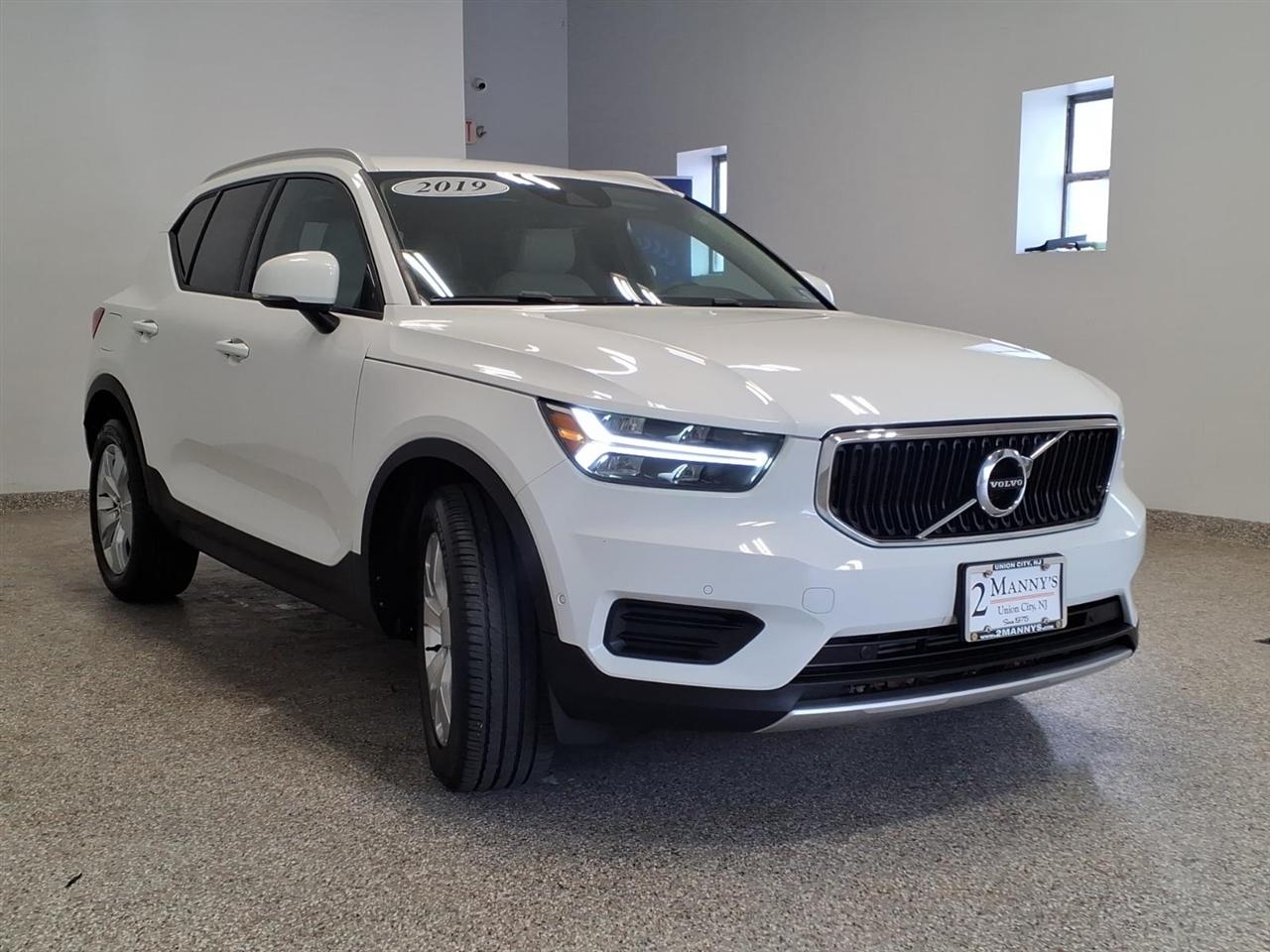Volvo XC40 T5 AWD R-Design 2019