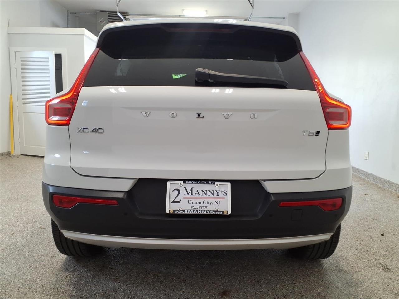 Volvo XC40 T5 AWD R-Design 2019