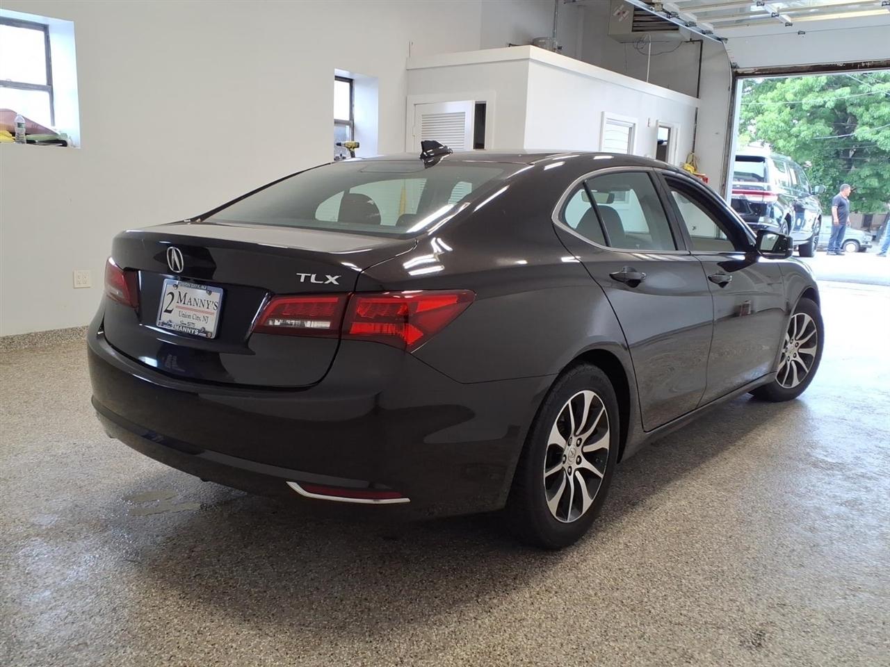 Acura TLX 4dr Sdn FWD Tech 2015