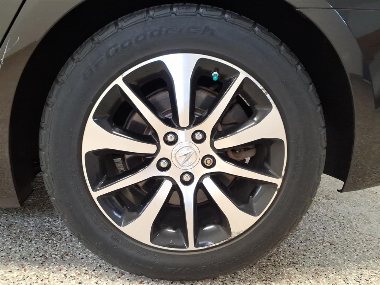 Acura TLX 4dr Sdn FWD Tech 2015