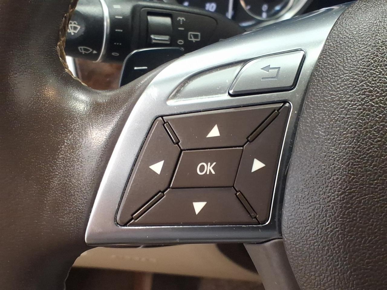 Mercedes-Benz M-Class 4MATIC 4dr ML 350 2013