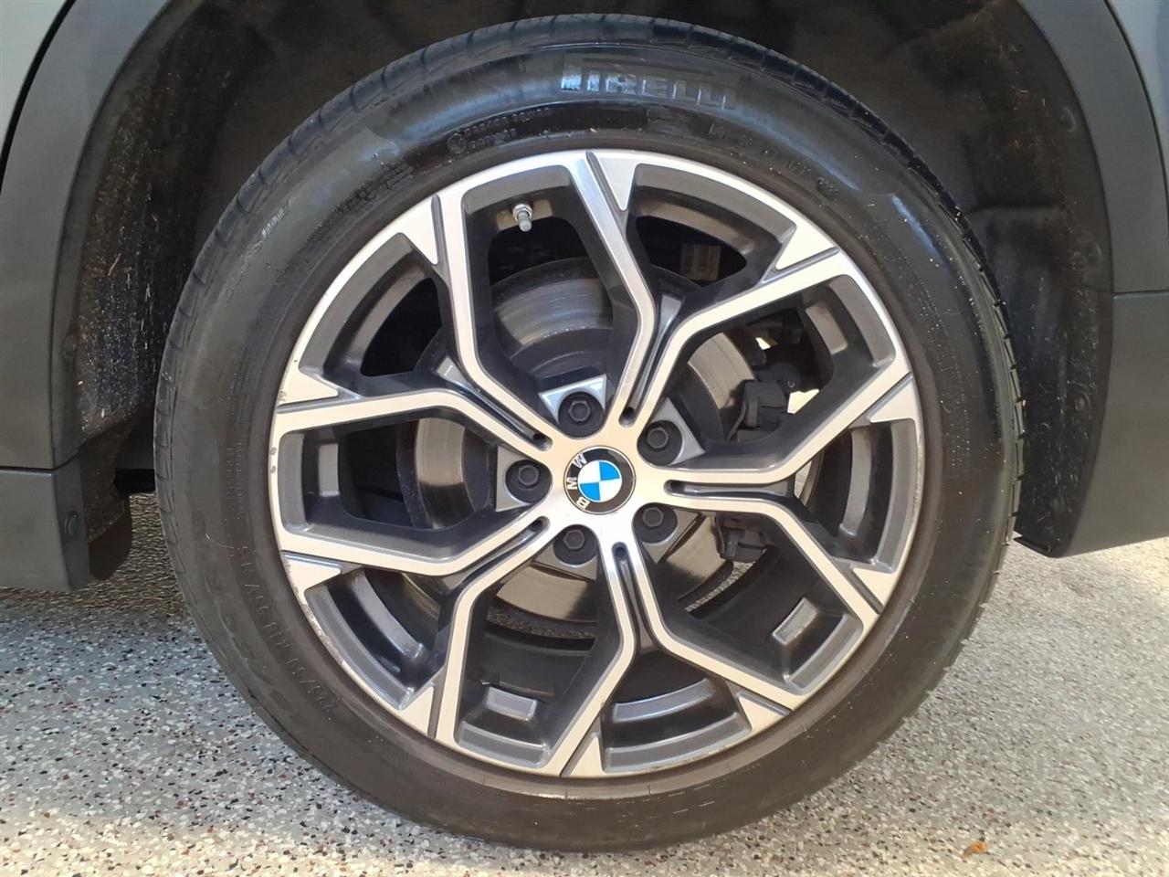 BMW X1 xDrive28i Sports Activity Vehicle 2021
