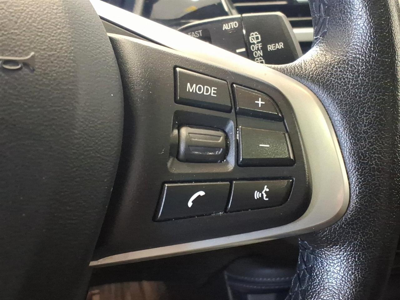 BMW X1 xDrive28i Sports Activity Vehicle 2021