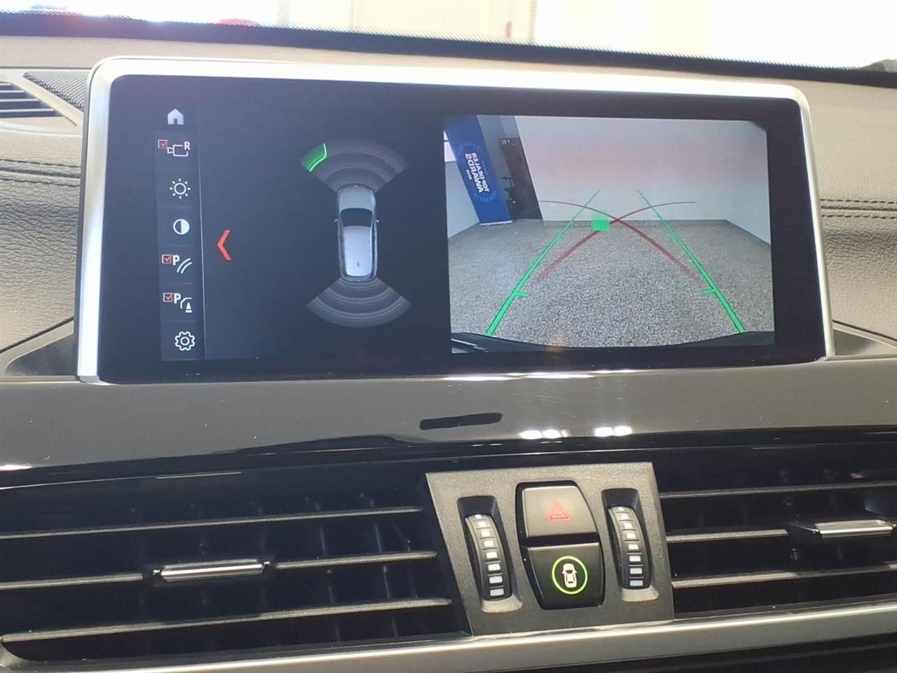 BMW X1 xDrive28i Sports Activity Vehicle 2021