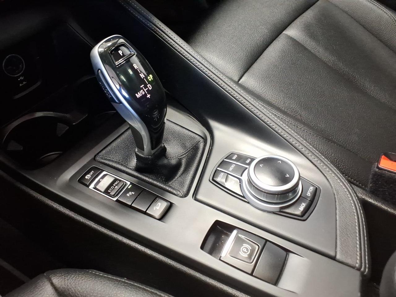 BMW X1 xDrive28i Sports Activity Vehicle 2021