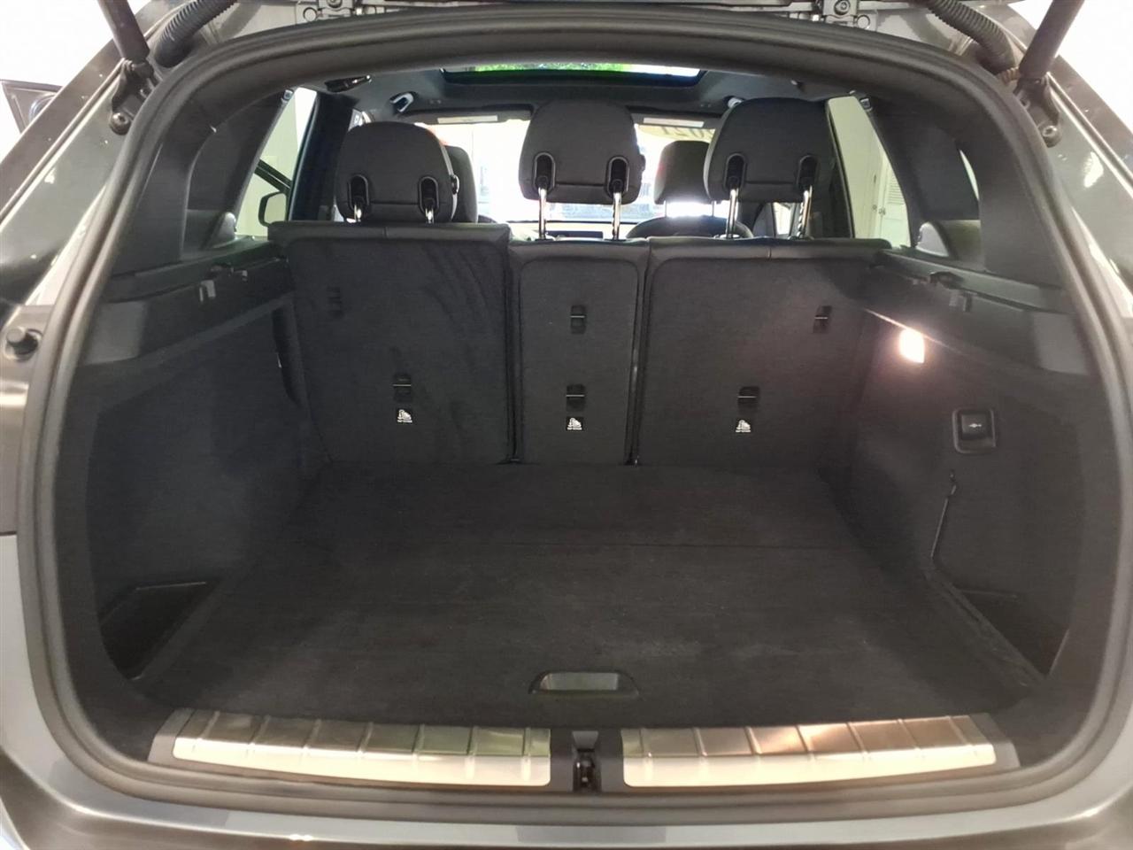 BMW X1 xDrive28i Sports Activity Vehicle 2021
