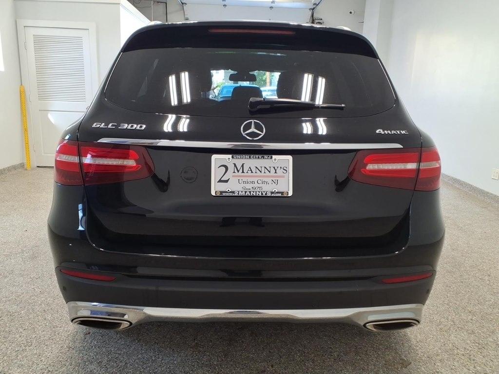 Mercedes-Benz GLC GLC 300 4MATIC SUV 2018