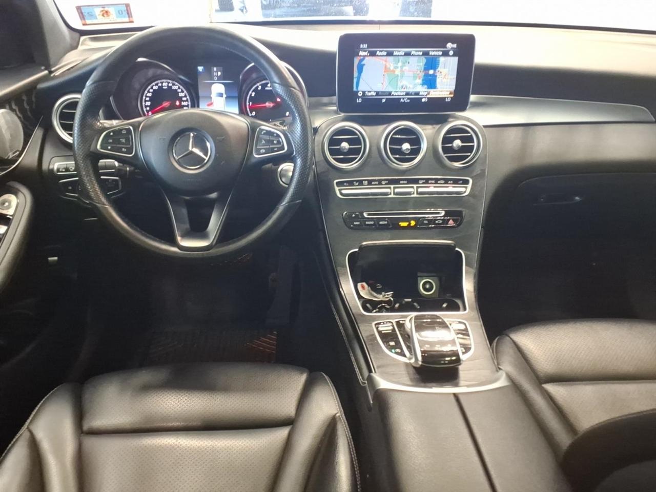 Mercedes-Benz GLC GLC 300 4MATIC SUV 2018