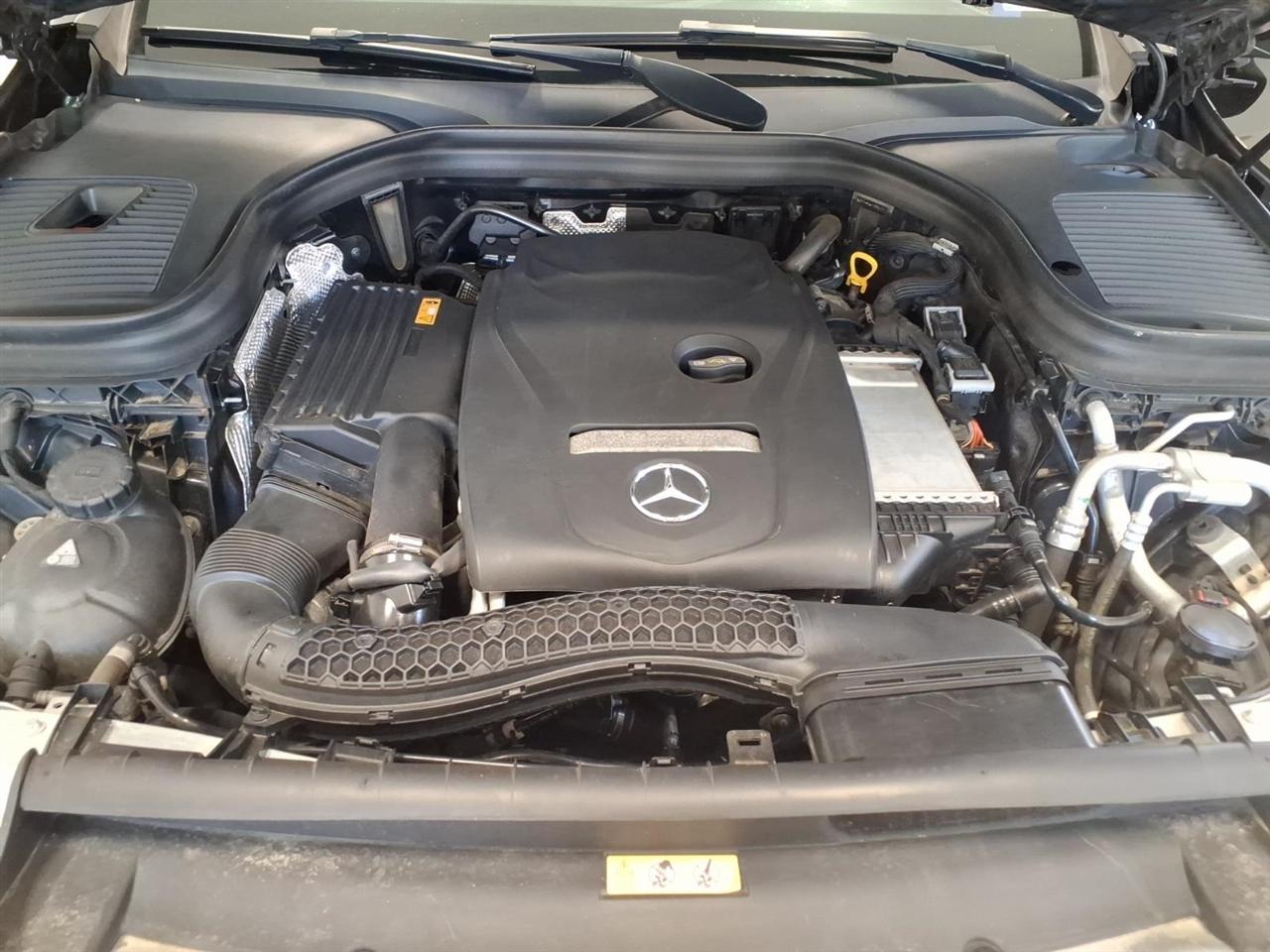 Mercedes-Benz GLC GLC 300 4MATIC SUV 2018