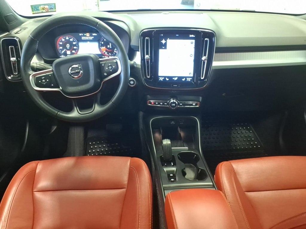 Volvo XC40 T5 AWD Momentum 2020