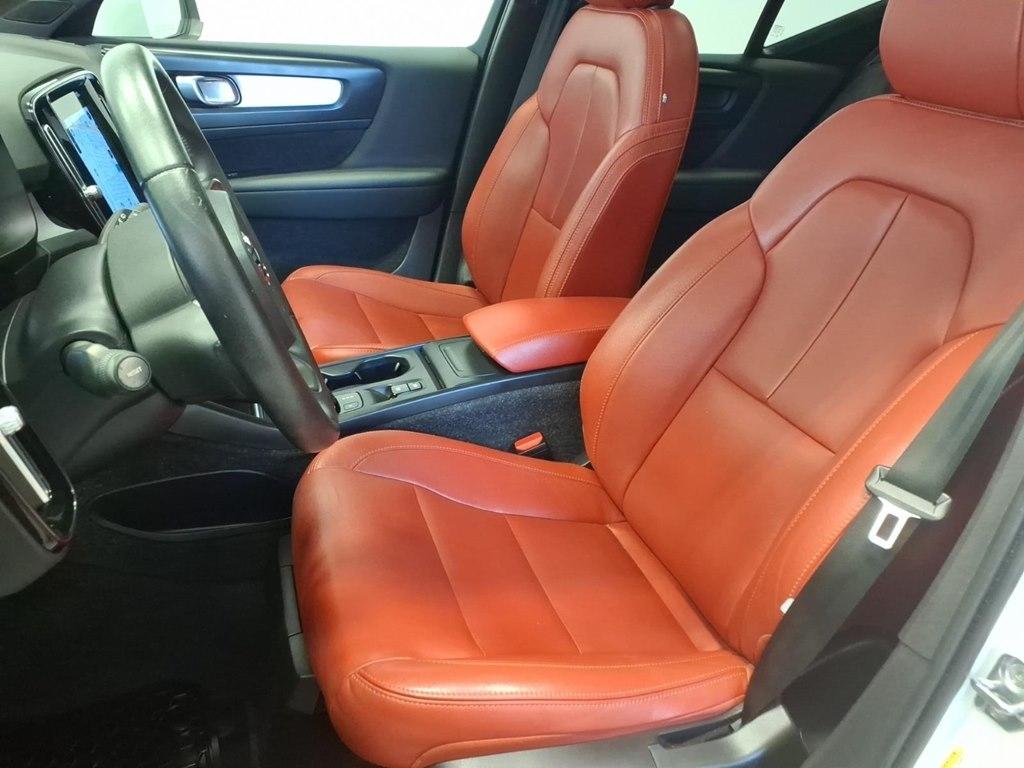 Volvo XC40 T5 AWD Momentum 2020