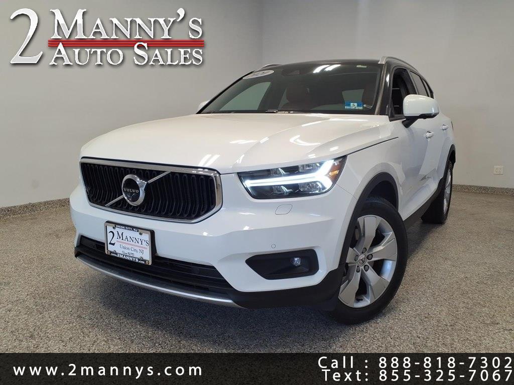 2020 Volvo XC40 T5 Momentum AWD's photo