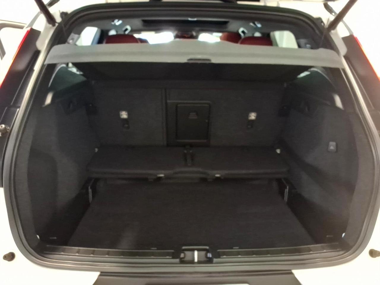 Volvo XC40 T5 AWD Momentum 2020