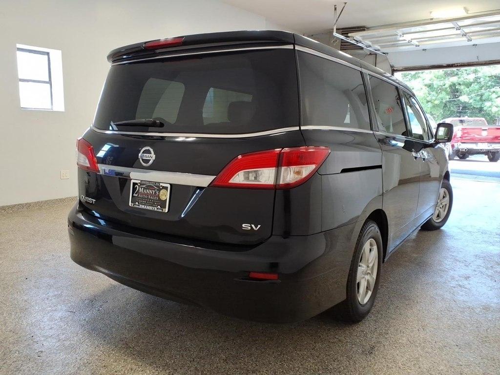 Nissan Quest 4dr SV 2015