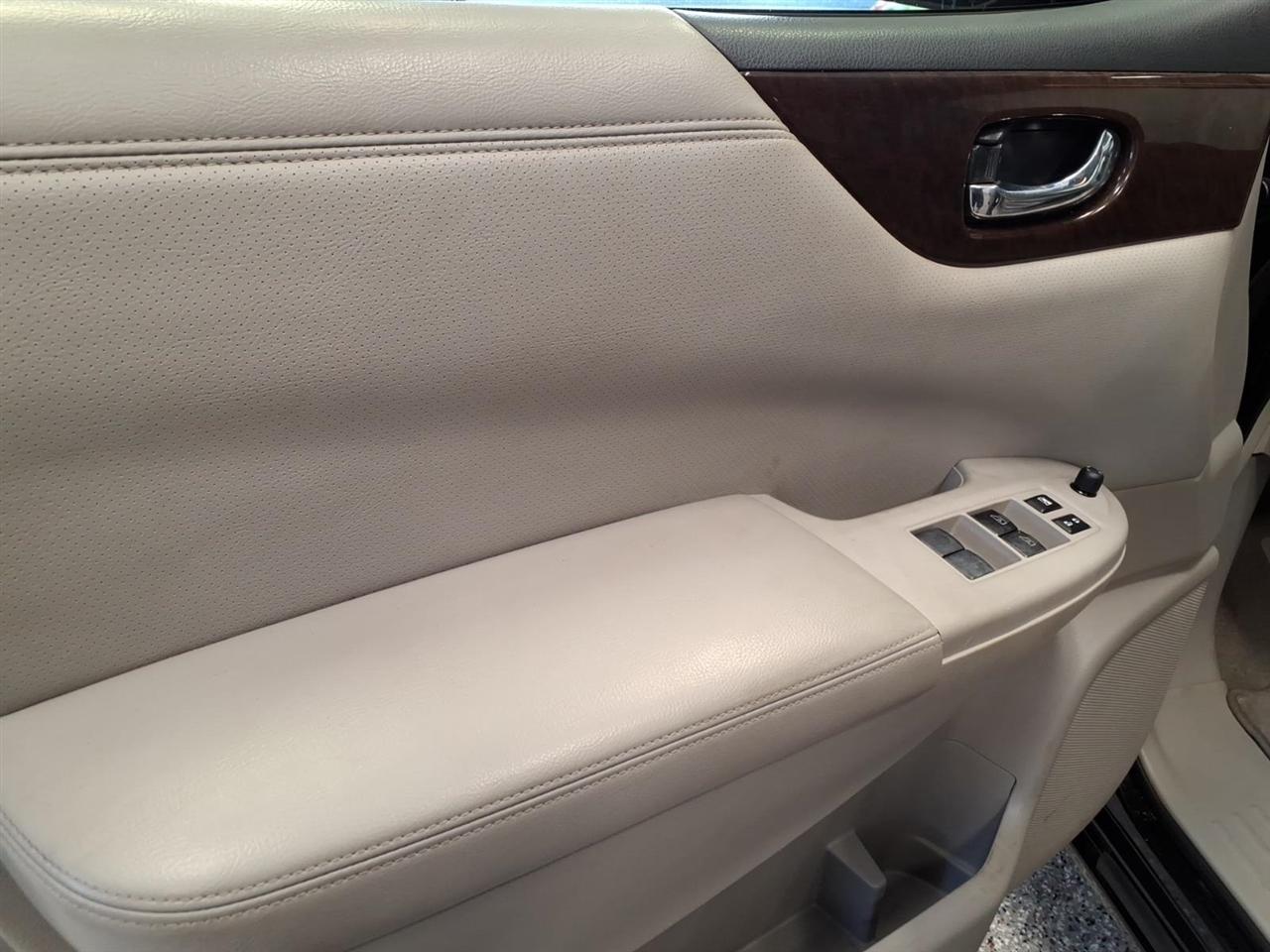 Nissan Quest 4dr SV 2015