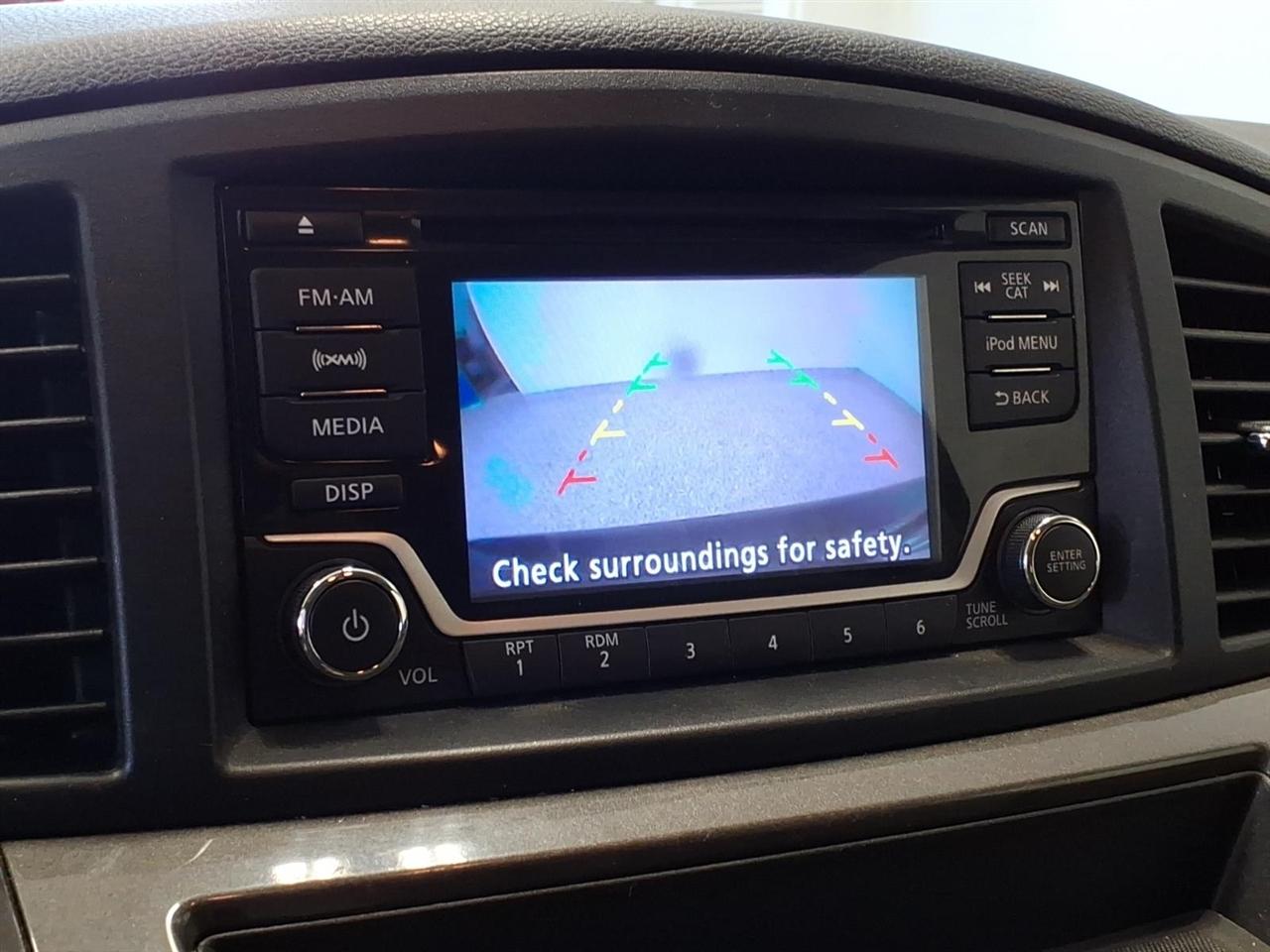 Nissan Quest 4dr SV 2015