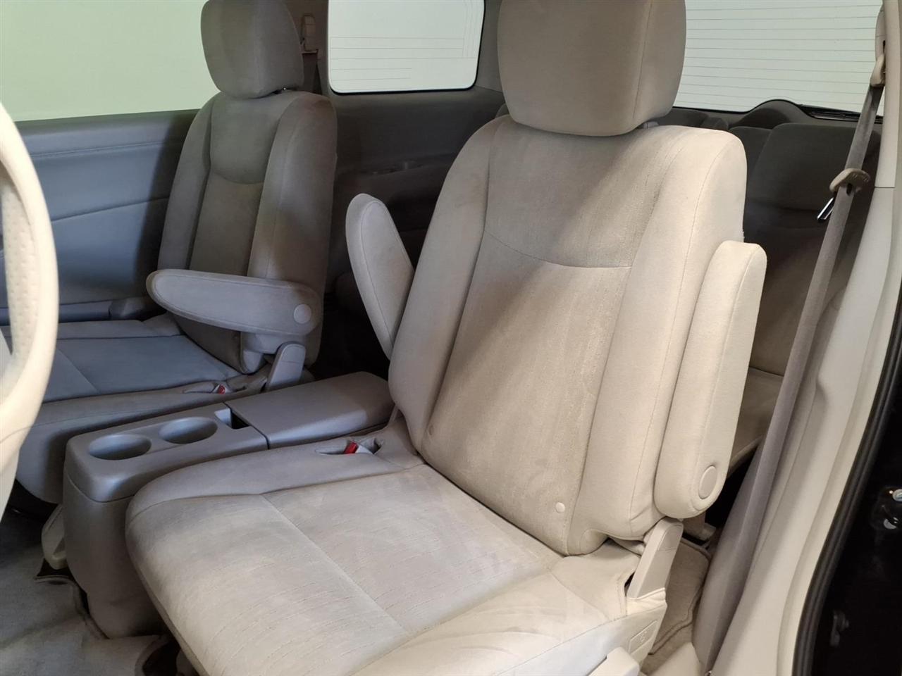 Nissan Quest 4dr SV 2015