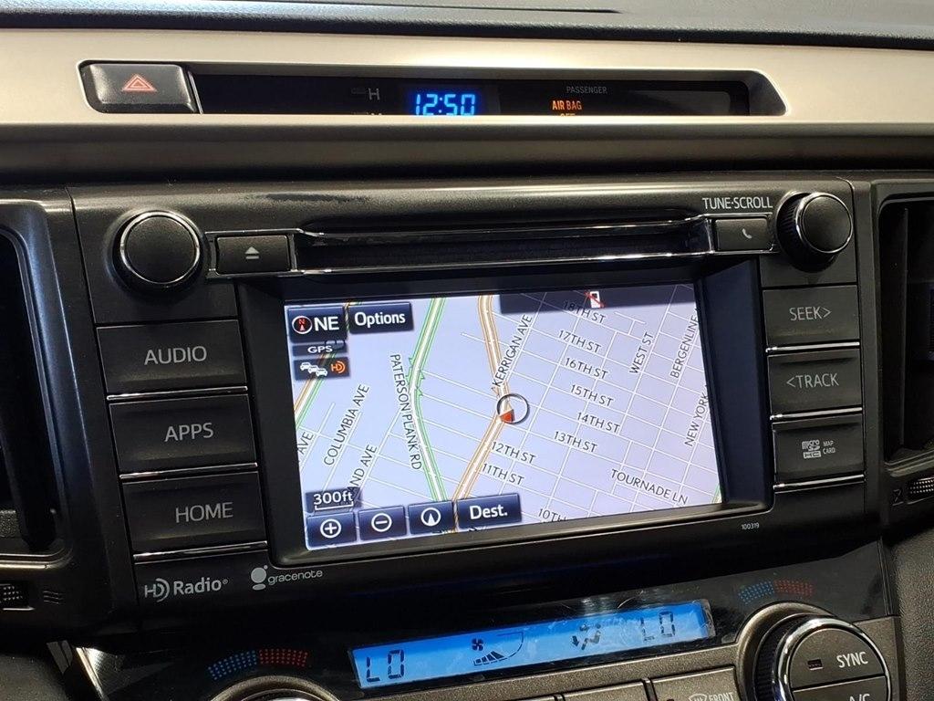 Toyota RAV4 AWD 4dr XLE (Natl) 2015