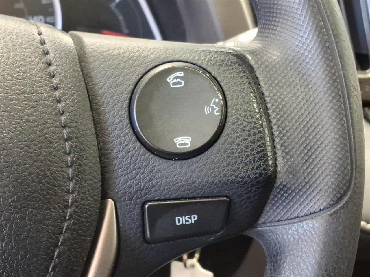 Toyota RAV4 AWD 4dr XLE (Natl) 2015